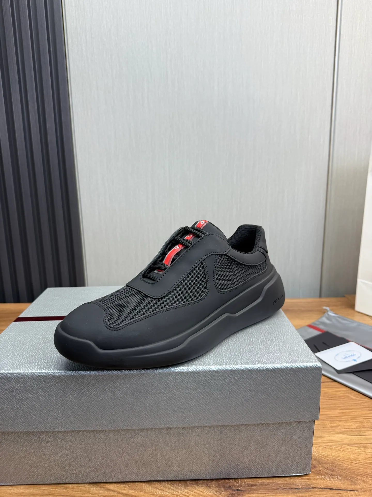 Men's shoes 💰600💰 [PRADA] New models synchronized with the official website, high-quality shipments ✔️Best sellers🔥 Original cowhide + cowhide lining, 1🆚1 replica, original sole, 38-45 (men's 45 is custom-made and cannot be returned or exchanged)
